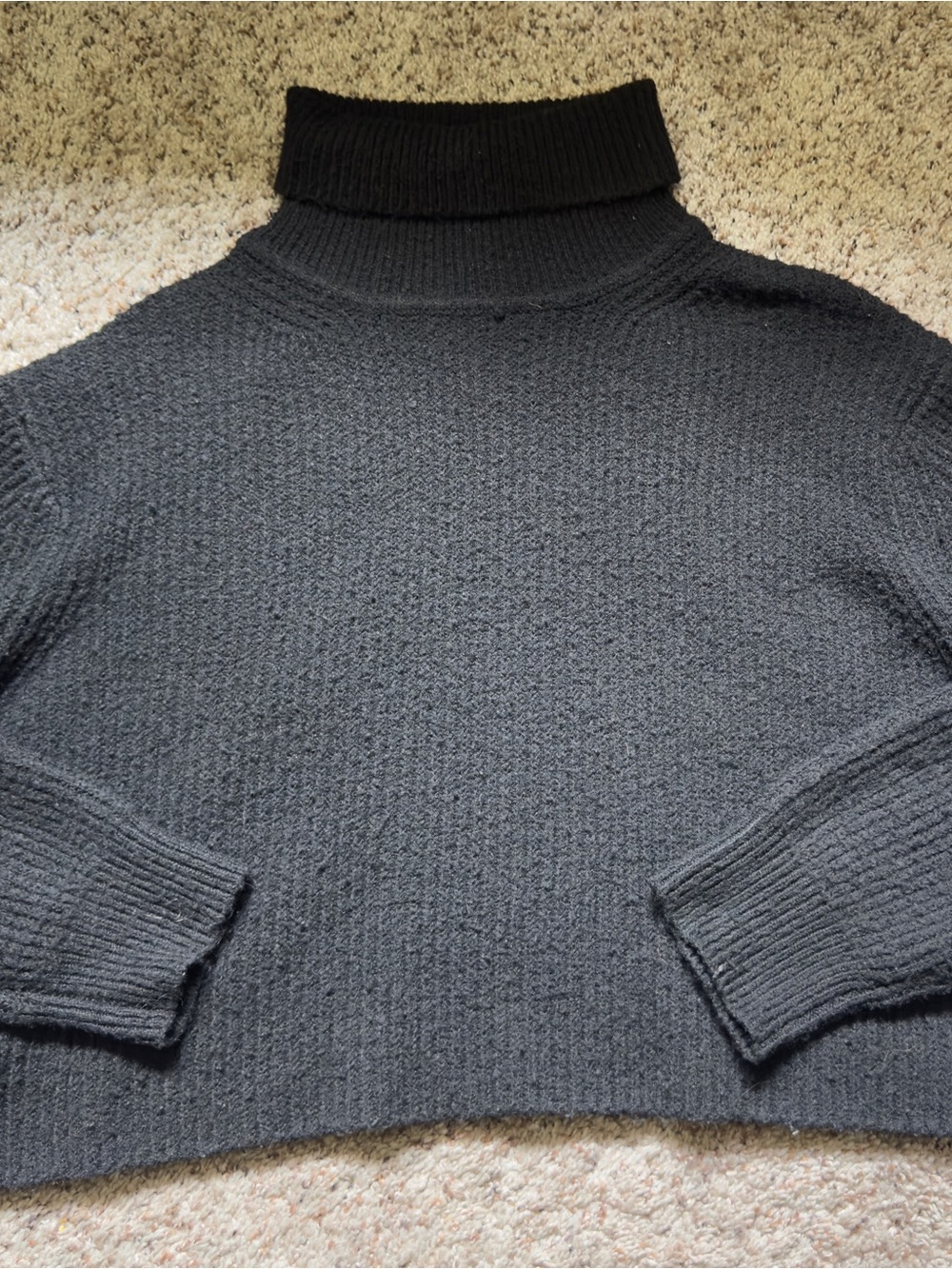 Love Tree Women’s Black Turtleneck Knit Sweater